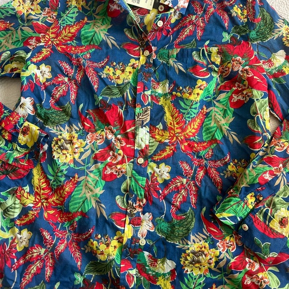 Talbots NWT Floral Blue Red Yellow Button Down Blouse With Under Shirt MP - Picture 2 of 9